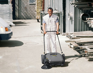 Karcher KM 70/20 Sweeper
